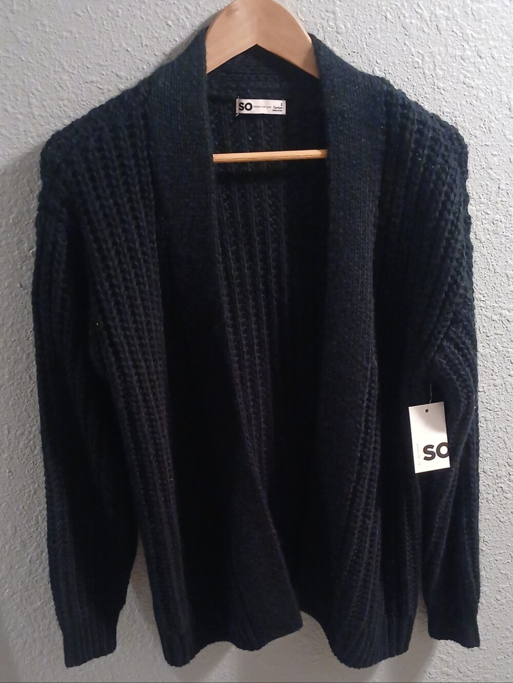 SO Black Shawl/Cardigan Chunky Knit Women's Cardigan